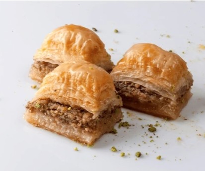 Online Doğum günü pastası siparişi kurumsal pasta vitrini